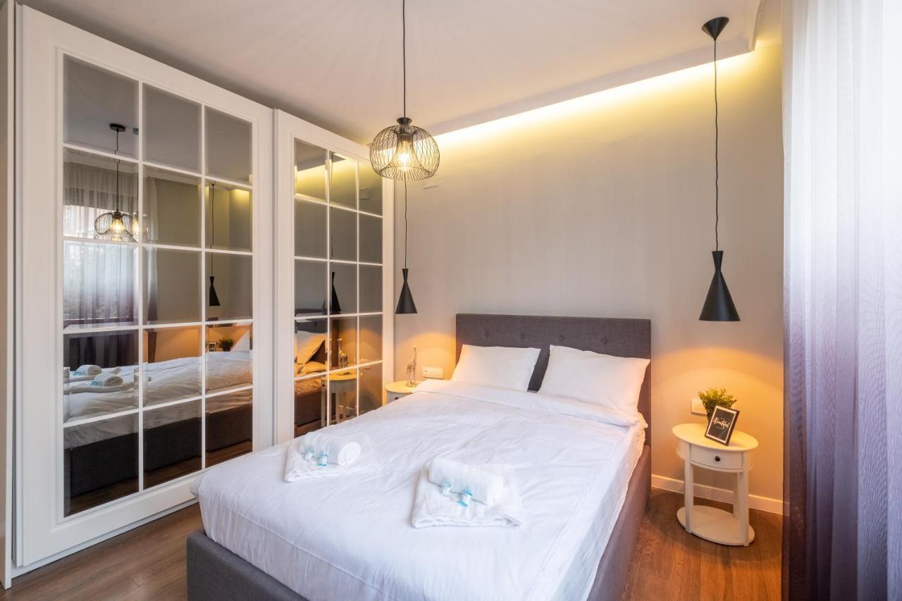 Designer & Cozy 2Bd Flat With A Parking In The City Center By Flat Mаnager Sofía Exterior foto