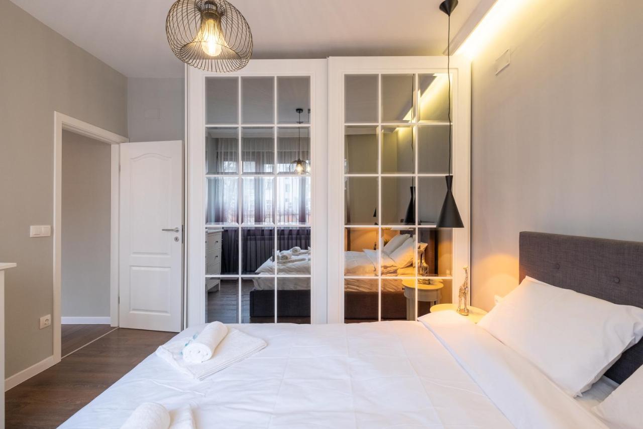 Designer & Cozy 2Bd Flat With A Parking In The City Center By Flat Mаnager Sofía Exterior foto